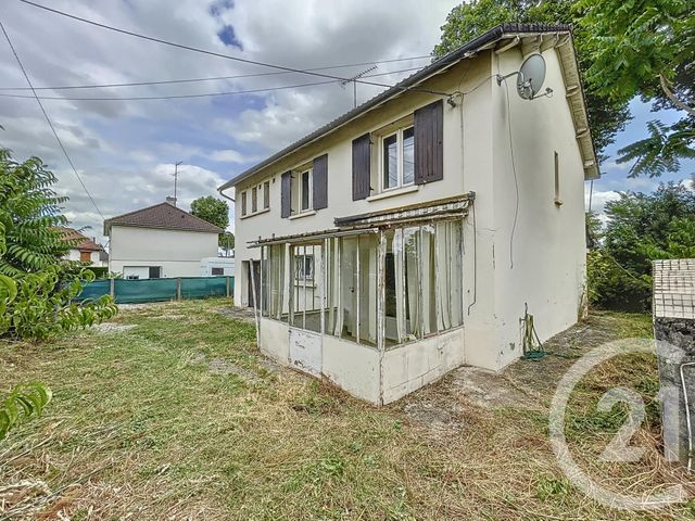 maison à vendre - 5 pièces - 119.78 m2 - ST POURCAIN SUR SIOULE - 03 - AUVERGNE - Century 21 Lefèbvre Immobilier