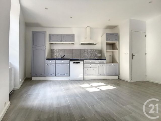 Appartement F2 à louer - 2 pièces - 41.43 m2 - ST POURCAIN SUR SIOULE - 03 - AUVERGNE - Century 21 Lefèbvre Immobilier