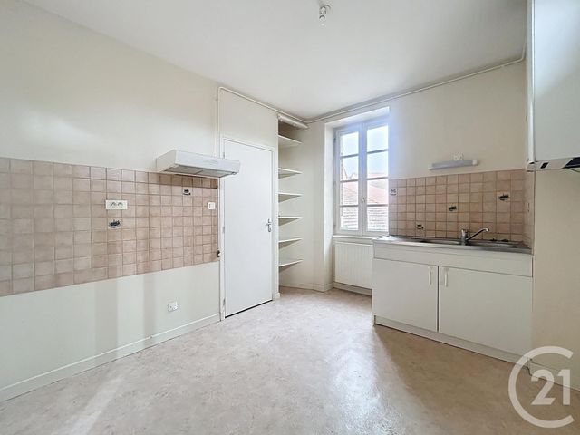 Appartement F4 à louer ST POURCAIN SUR SIOULE