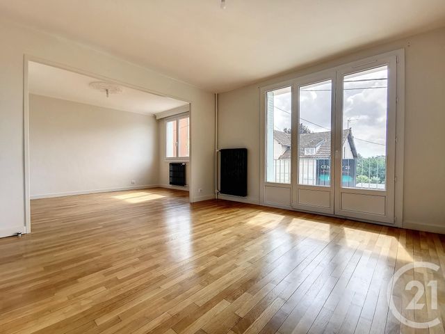 Appartement F3 à louer - 3 pièces - 80.8 m2 - VARENNES SUR ALLIER - 03 - AUVERGNE - Century 21 Lefèbvre Immobilier