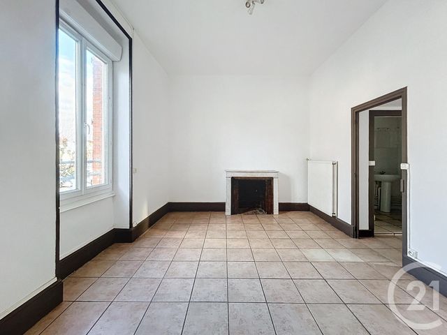 Appartement F3 à louer - 3 pièces - 57.04 m2 - ST POURCAIN SUR SIOULE - 03 - AUVERGNE - Century 21 Lefèbvre Immobilier